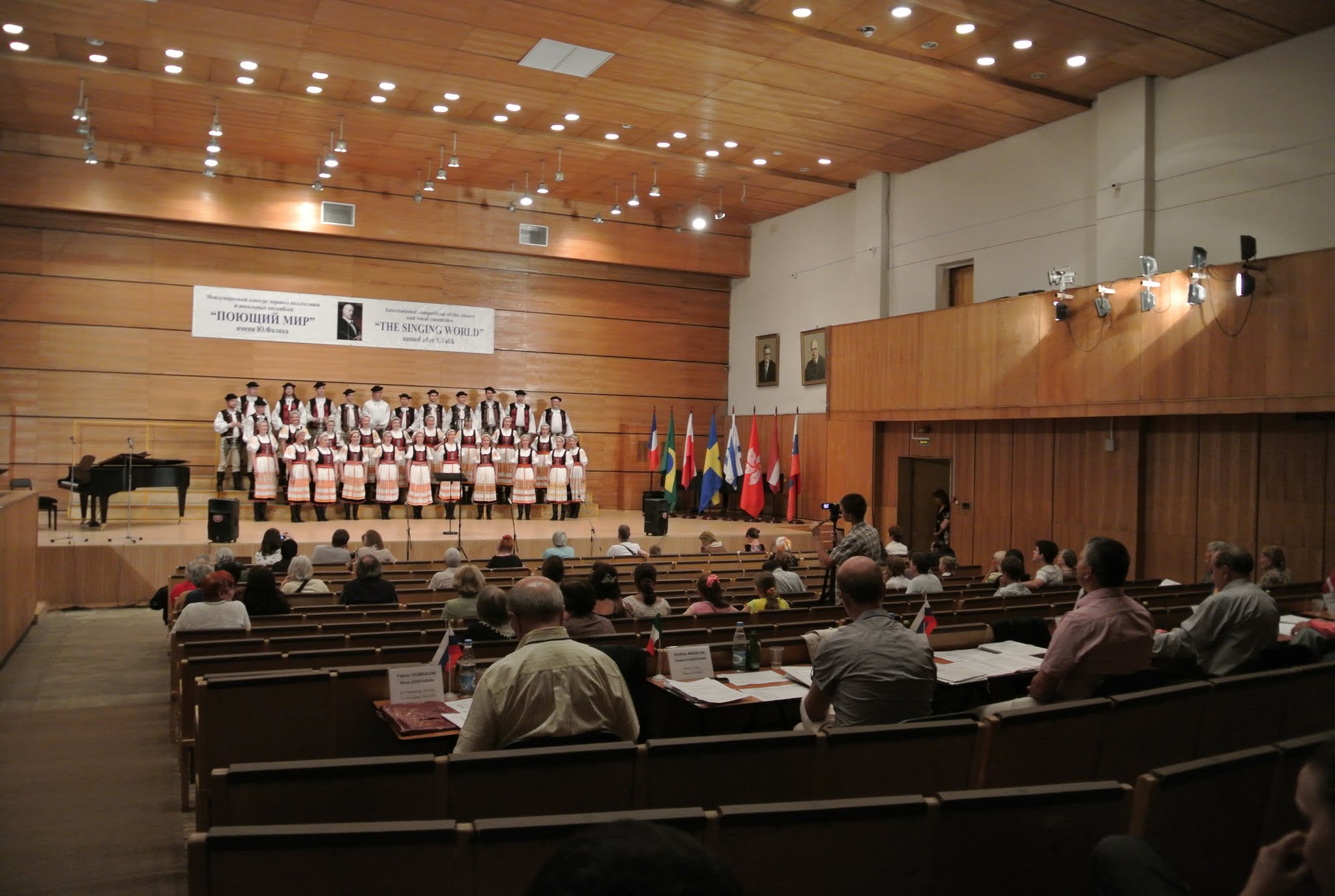 Spevácky zbor. Súťaž v Petrohrade 2012.